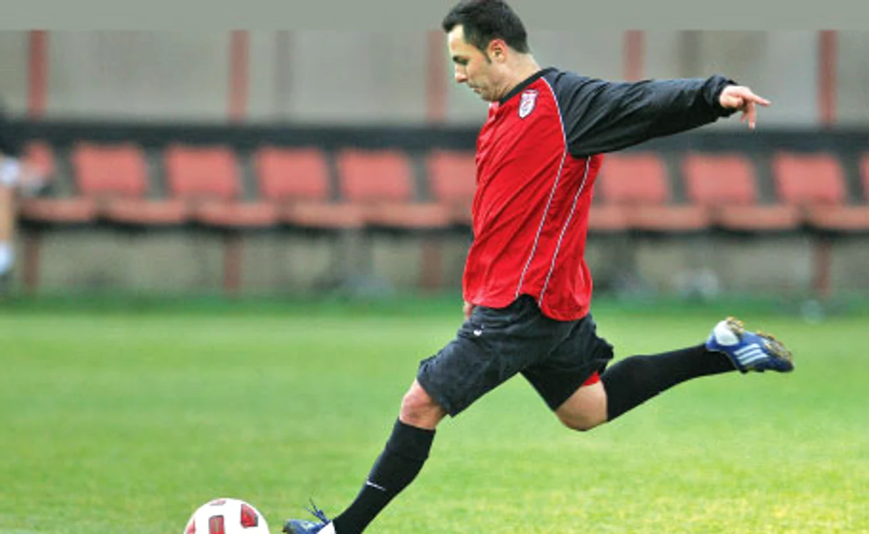 
    Florentin Petre  