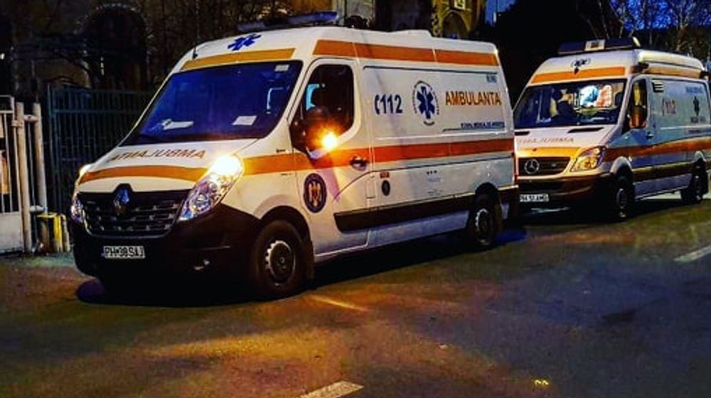 Împrumuturi CAR cu adeverinţe false la Ambulanța Prahova. Polițiștii au pus în aplicare 7 mandate de percheziţie domiciliară