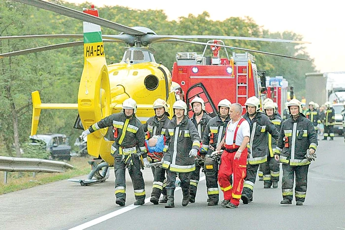 TRAGEDIE RUTIERĂ ÎN UNGARIA (Fotografii: Mediafax)