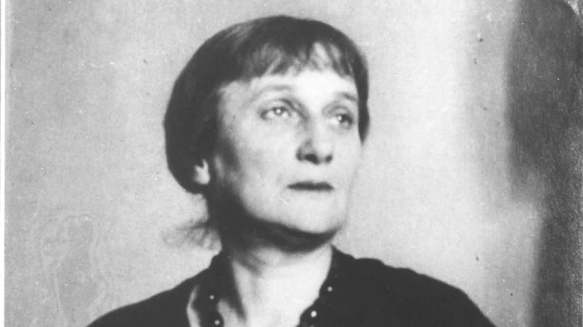 O altă Ană a Rusiei în zodia suferinţei: Anna Akhmatova jpeg