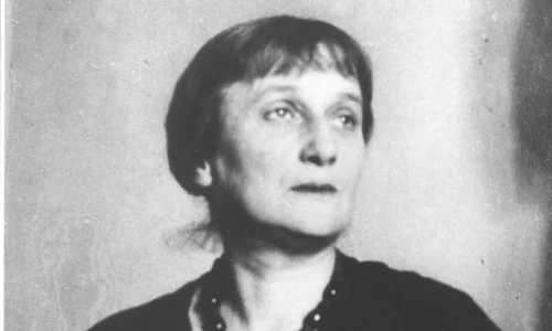 O altă Ană a Rusiei în zodia suferinţei: Anna Akhmatova jpeg