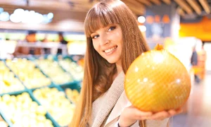 femeie pomelo212121 jpeg