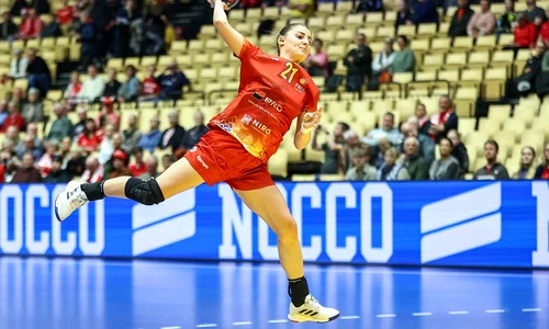 Alexandra Dindiligan, nationala handbal Romania (Sportpictures) jpg