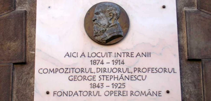 Pe strada Pitar Moş din Capitală este o placă memorială pe zidul clădirii unde a locuit marele compozitor FOTO: Wikipedia