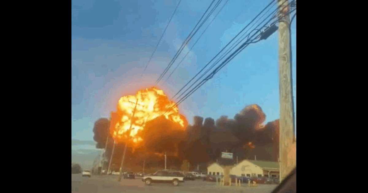 Tragedie în Kentucky: avion cargo s-a prăbușit