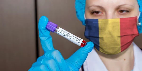 Medici pacient coronavirus COVID 19 pandemie virus Romania FOTO Shutterstock