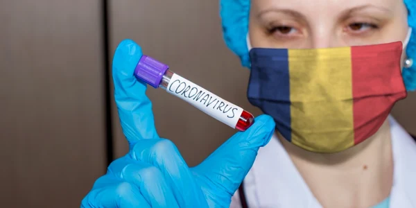 Medici pacient coronavirus COVID 19 pandemie virus Romania FOTO Shutterstock