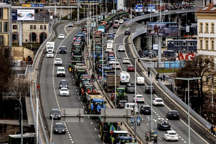 Fermierii cehi blochează Praga