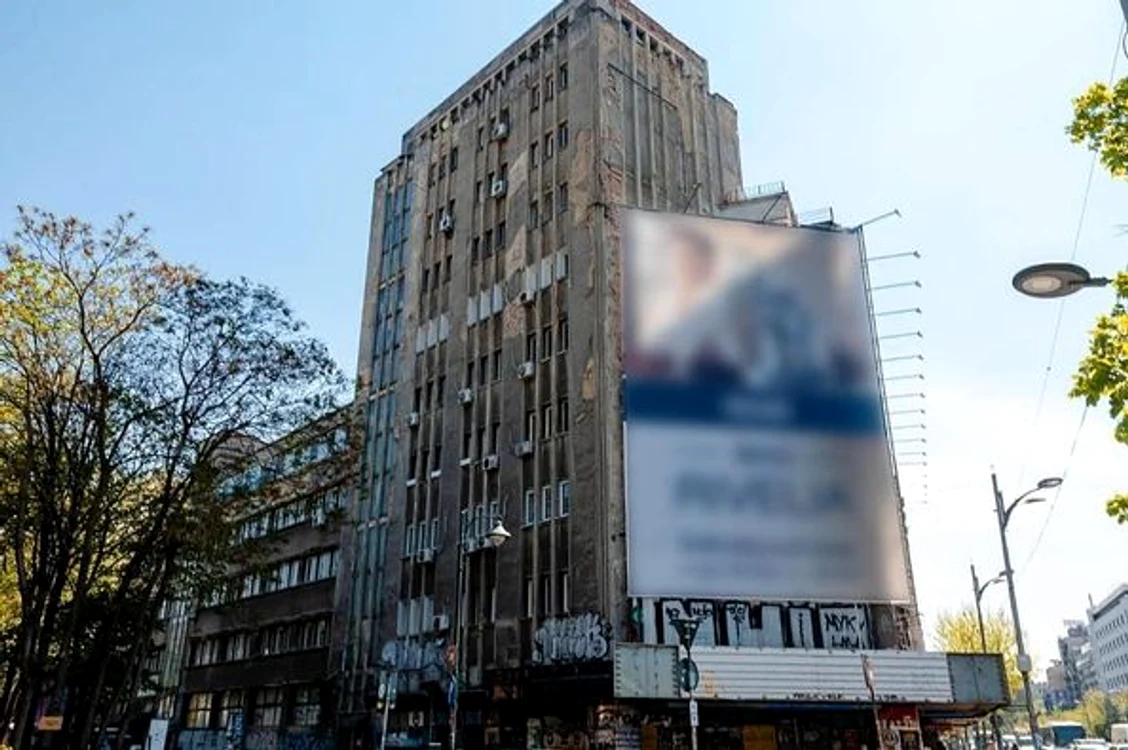 Blocul ARO este încadrat în clasa I de risc seismic. Sursa foto: Facebook/Nicușor Dan