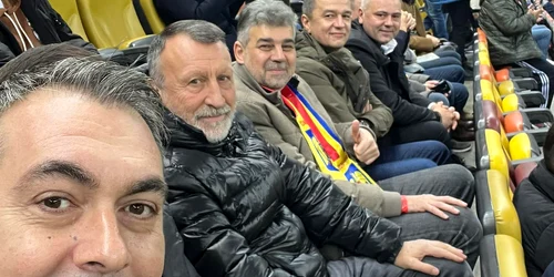 Marce Ciolacu cu Stanescu si Grindeanu la meci FOTO Marian Mina jpg