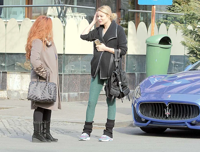 8 februarie. Cu burtica la vedere, pleacă de la un restaurant de lux din zona Primăverii