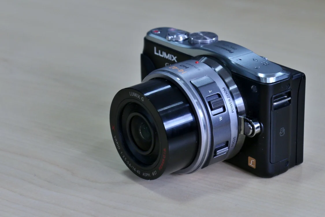 Panasonic GF6. FOTO Răzvan Băltăreţu/Adevărul