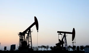 industrie petroliera sonda petrol shutterstock 1904450362 jpg