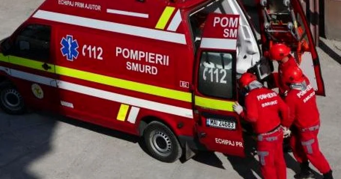 Victima a fost transportată la spital (foto arhiva)