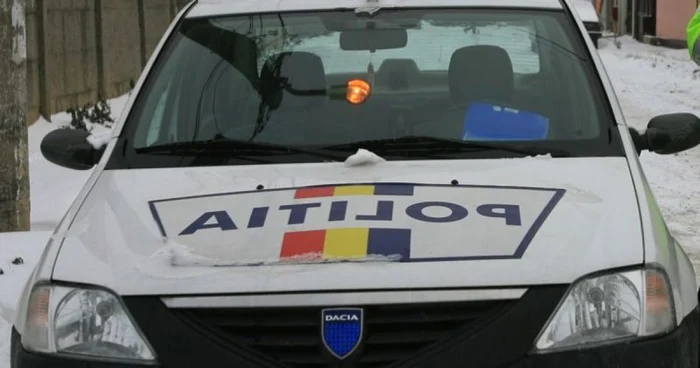 Craiova: Poliţiştii de la Rutieră spun că pietonul nu a trecut strada pe zebră.