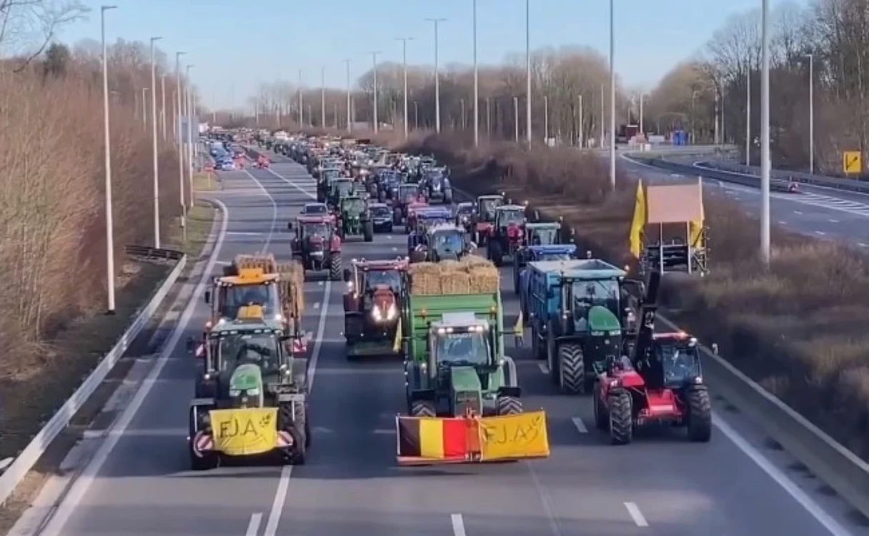 Protestele agricultorilor s-au înmulţit. Foto Captură video Facebook/ Awaken The Lion's Roar