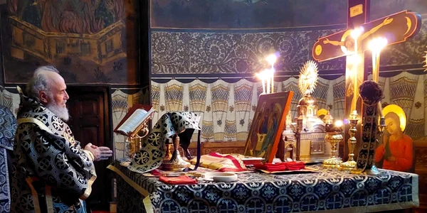 Înaltpreasfințitul Părinte Casian Arhiepiscopul Dunării de Jos FOTO Bogdan Cînepă jpg