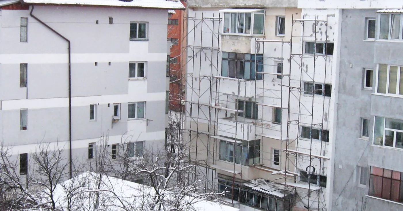 Câteva blocuri din oraş au fost în schele anul trecut