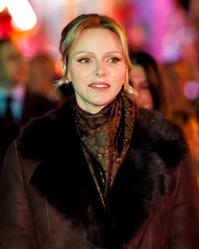 Charlene la deschiderea târgului de Crăciun în Principat