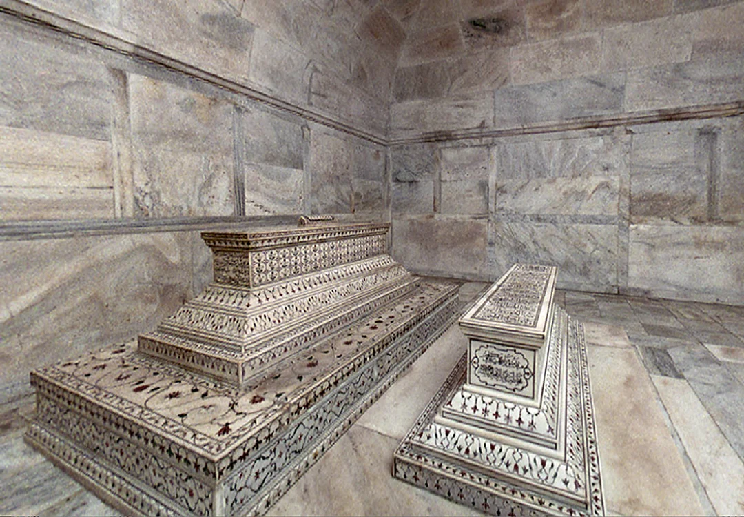 tombs in crypt jpg jpeg
