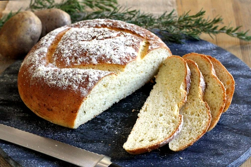 Potato Bread with Rosemary and Cheddar sliced 1024x682 jpeg