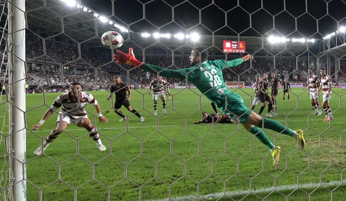Dinamo s-a impus în duelul disputat în Giulești (FOTO: Sportpictures)