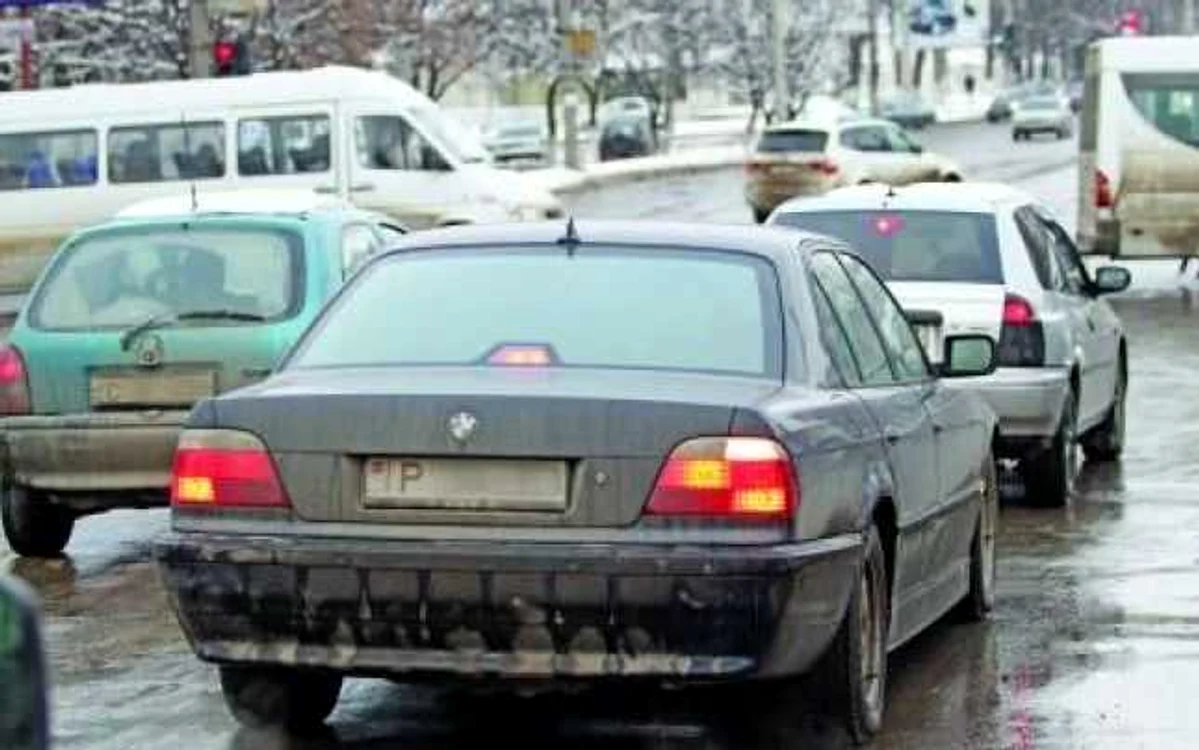 Conducerea unui vehicul neânmatriculat în R.Moldova se sancţionează cu amendă. FOTO Arhivă Adevărul