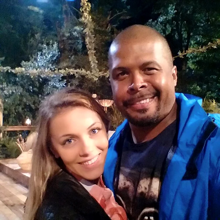 Andreea Ibacka îl amenință pe Cabral că renunță la verighetăfoto:Arhiva personală