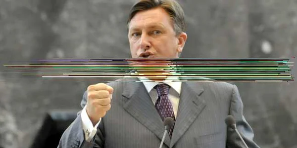 Premierul sloven Borut Pahor a primit ieri votul de neîncredere în Parlamentul de la Ljubljana. 