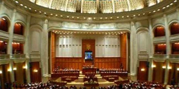 Noua lege a pensiilor intră anul viitor în dezbaterea Parlamentului