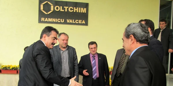 Combinatul Oltchim va fi scos la privatizare în ianuarie 2014