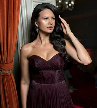 Iulia Pârlea, prezentatoarea rubricii Vremea de la PRO TV mai are puțin și schimbă prefixul