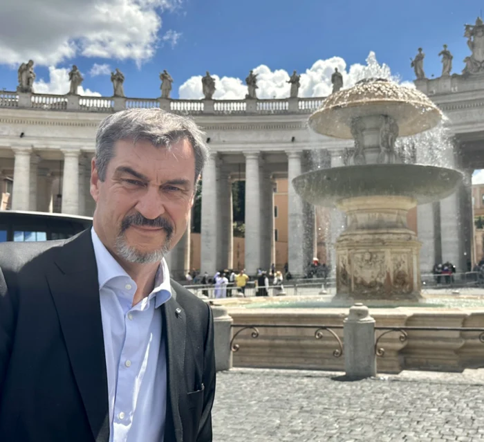 Markus Söder, criticat după ce și-a făcut un selfie la Vatican FOTO: X