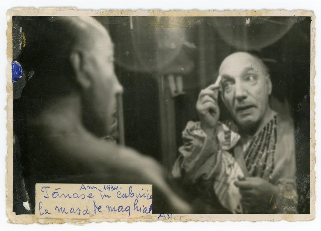Actorul în spatele rolului. FOTO: Teatrul Constantin Tănase