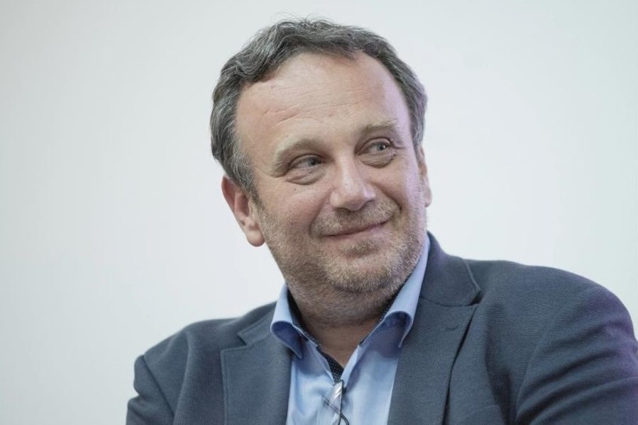 Doliu în mediul academic. Conf. univ. dr. Emanuel Socaciu, profesor la Facultatea de Filosofie a Universității din București, a murit la 51 de ani