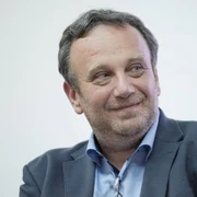 Emanuel Socaciu foto Universitatea Bucureşti jpg