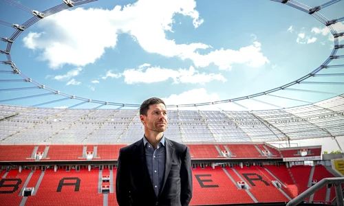 Xabi Alonso (EPA) jpg