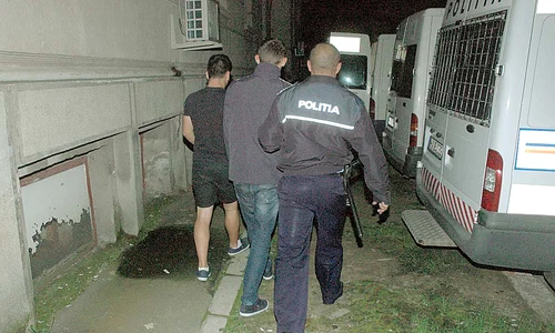 Andrian Buţu a fost arestat pentru că a comandat execuţia tatălui adoptiv jpeg
