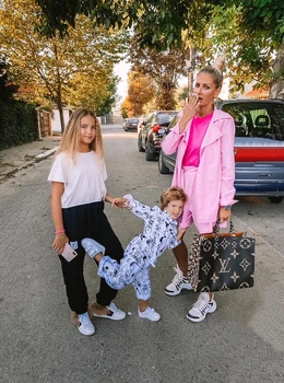 2 fiica andreei banica prima zi de scoala 2 jpg jpeg