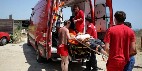 Victimele au fost îngrijite, de urgenţă, de medici. Foto: arhivă