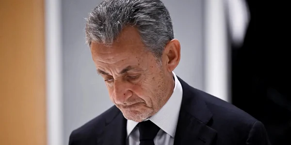 kicolas sarkozy2 jpg