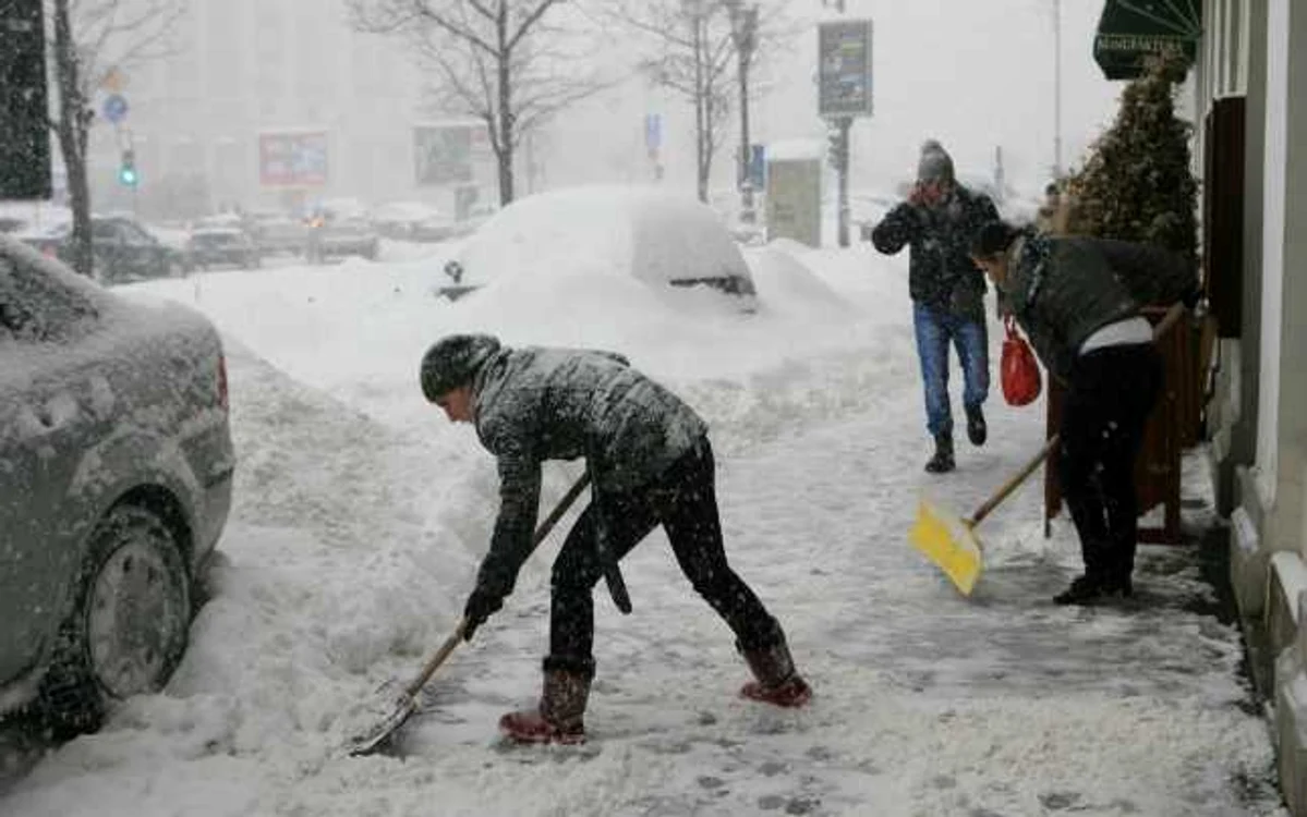 Directorul ANM, Ion Sandu, a anunţat că din 18 ianuarie ninsorile revin FOTO Adevărul