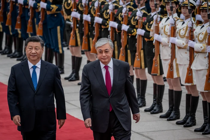 Președintele Xi Jinping și președintele Tokayev la Beijing în 2019 FOTO EPA-EFE