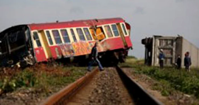 TIMIŞOARA: Grav accident între un tren şi un TIR (UPDATE)