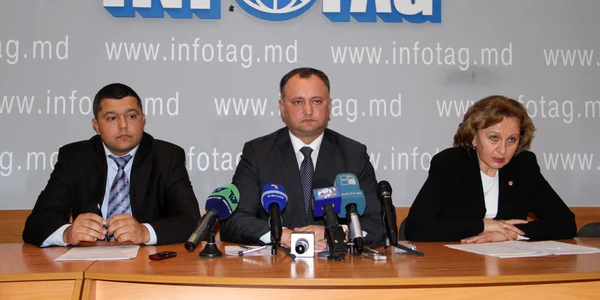 Grupul Dodon critică politica fiscală a actualelor autorităţi