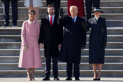 J.D. Vance și Usha Vance cu Donald Trump și Melania Trump. FOTO: Getty Images