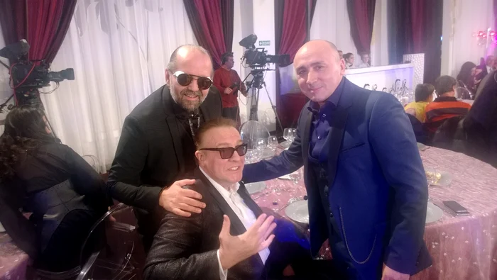Gabriel Cotabiţă, Daniel Iordăchioaie şi Marcel Pavel au glumit şi râs împreună la gala Antena StarsFoto: Gheorghe Chelu