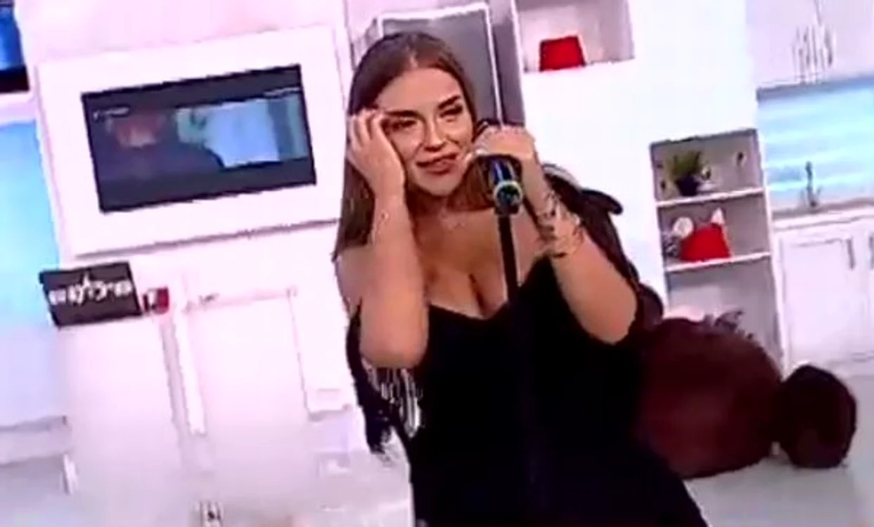 Oana Radu şi-a pus silicoane toama trecută