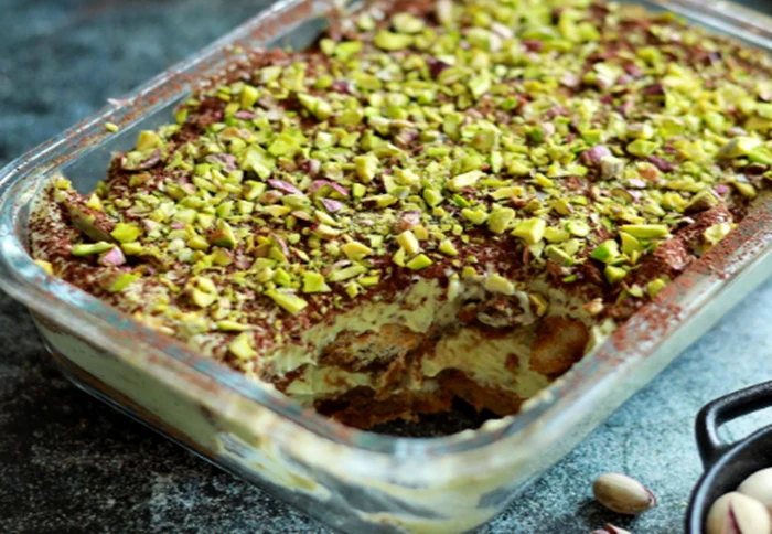 Cât de simplu se prepară tiramisu cu fistic sărat