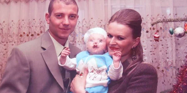 Maricica Hăhăianu, alături de soţ şi copil